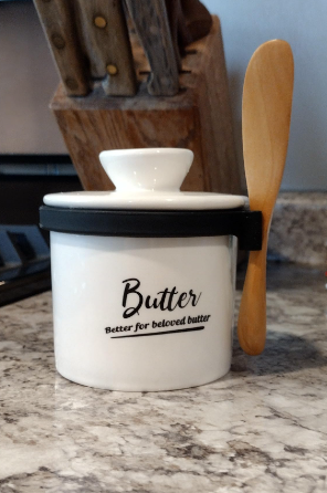 Silicone Seal French Butter Dish with Lid and Knife for Countertop, White