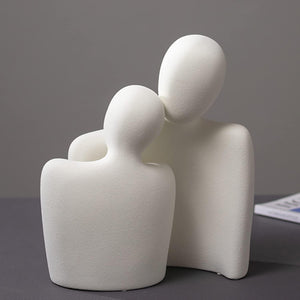 Hugging Couple Statues Ceramic Lover Figurine Characters Coffee Table Decor (White)