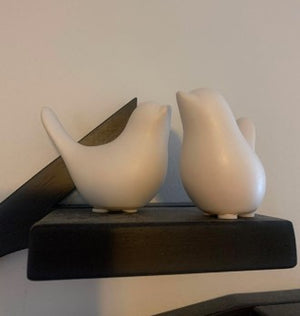 White Birds Pair Figurine Garden Cottage Decorative for Desktop Table Living Room
