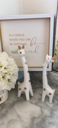 Giraffe Statue for Home Decor Small Shelf Decor Accents Gifts, Set of 2