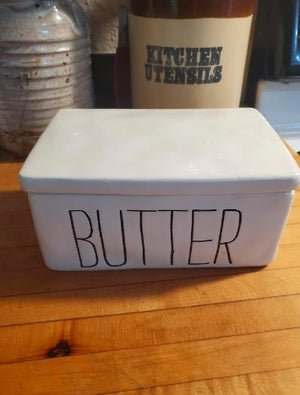 Bistro Butter Dish and Spreader Set, Assembled 3" x 6" x 4", 5", White